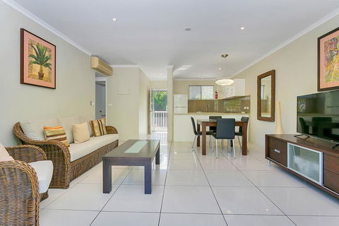 214 Spindle Cowrie Apartment - Lismore Accommodation 3