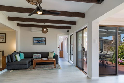 235 Mitchell Parade, Mollymook - Lismore Accommodation 1