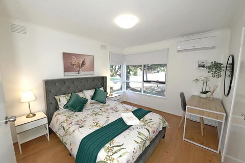 Best Location Entire House Staycation Parkland Surrounding - Lismore Accommodation 4