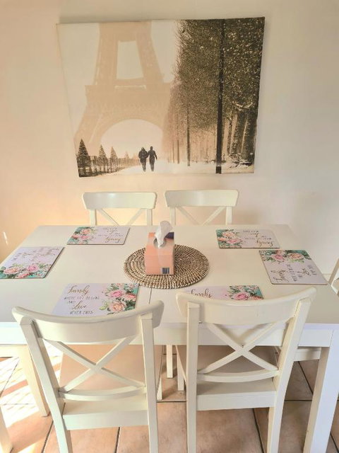 Charming 2bd Apt Near UQ & Ferry - Lismore Accommodation 3