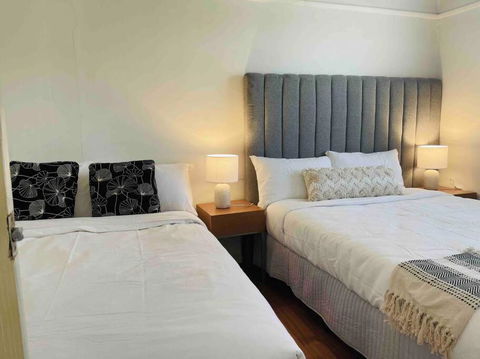 D139 Norfolk Cottage Stay - Lismore Accommodation 3
