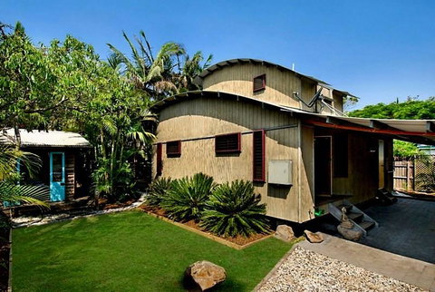 2b Manfred St - The Wave House - Lismore Accommodation 1