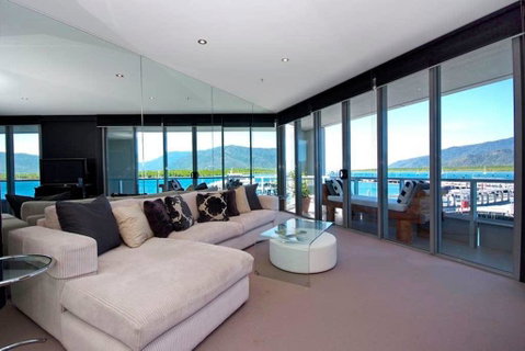 301 Harbour Lights - Lismore Accommodation 0