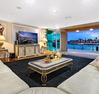 4.5 Million Dollar Surfers Paradise Dream Mansion - Lismore Accommodation