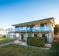 45 Hillside Cres Beach House - Lismore Accommodation