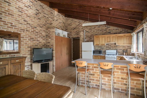 75 River Rd - Tabourie Hideaway - Lismore Accommodation 2