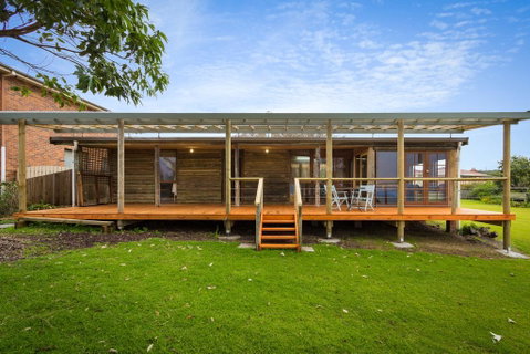 98 Ocean Parade - Rustic Log Cabin - Lismore Accommodation 0