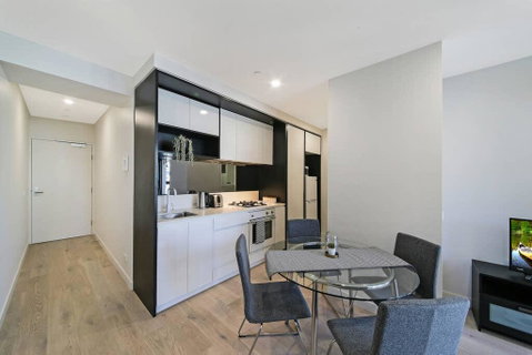 A Cozy & Stylish Suite Near Melbourne Central - Lismore Accommodation 2