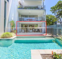 A Deluxe Swim Up - Drift Apartments South - Lismore Accommodation
