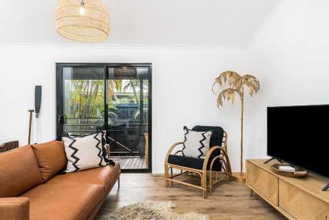 A PERFECT STAY - 3 Salty Sisters - Lismore Accommodation 1