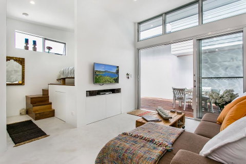 A PERFECT STAY - Studio 9 - Lismore Accommodation 0