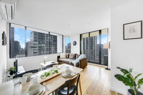 A Stylish 2BR CBD Apt With Beautiful City Views - Lismore Accommodation 0