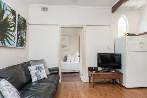 A SWEET ESCAPE - Byron Surf Cottage - Walk To Byron - Lismore Accommodation 2
