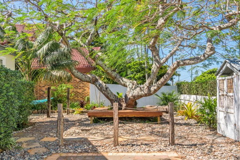 A SWEET ESCAPE - Byron Surf Cottage - Walk To Byron - Lismore Accommodation 0