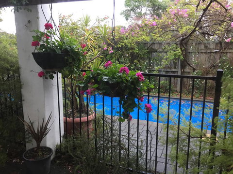 Aarn House B&B Airport Accommodation - Lismore Accommodation 3