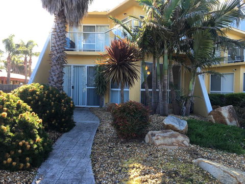 Abel Tasman On Esplanade - Lismore Accommodation 0