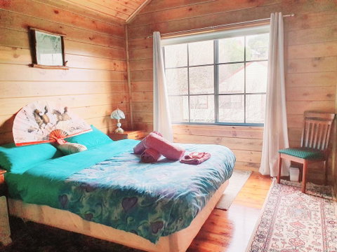 Abelia Cottages SPA Lakeside COTTAGE No 2 - Lismore Accommodation 2