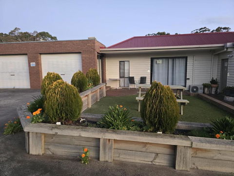 Double Room Farm Stay - Lismore Accommodation 0