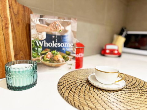 FC104 -1 BATH 2 BR Modern Oasis With, Pool & Gym - Lismore Accommodation 3