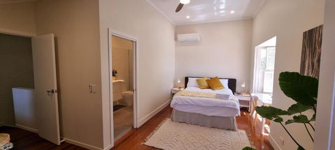 Fab 4brm Home With Pool A 15 Min Walk To Beach - Lismore Accommodation 2