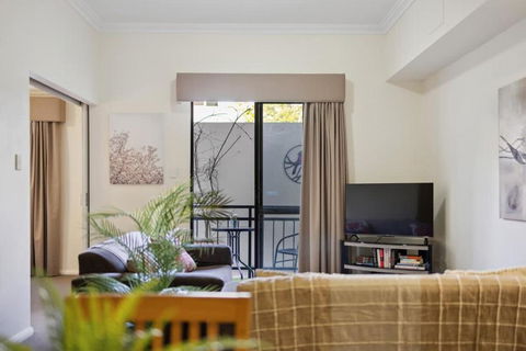 Fabulous Apt In Northbridge With Pool & WiFi - Lismore Accommodation 1