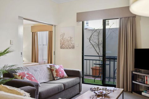 Fabulous Apt In Northbridge With Pool & WiFi - Lismore Accommodation 0