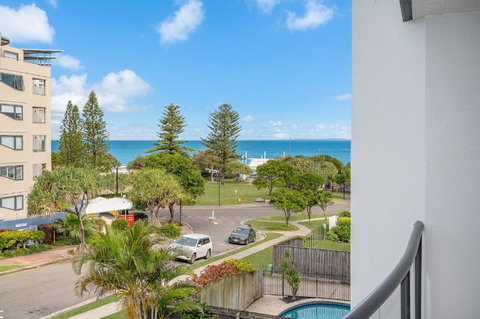 Fair Havens Unit 4 Kings Beach QLD - Lismore Accommodation 2