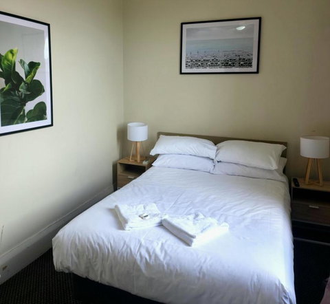Family Hotel - Lismore Accommodation 1