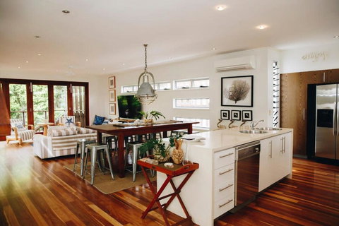 Family Beach House At Sebel Twin Waters Resort - Lismore Accommodation 1