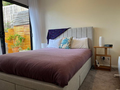 Fabulous, New, Well Appointed Beach House - Lismore Accommodation 4