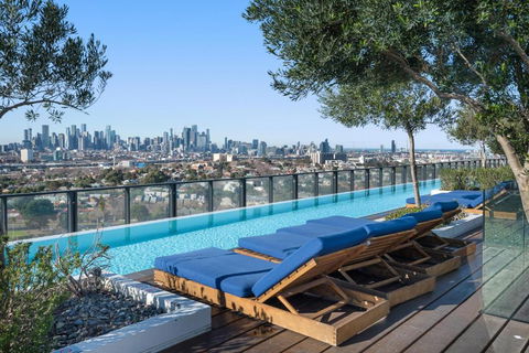 FLEMINGTON - Melbourne City Views - Lismore Accommodation 0
