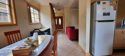 FRENCH HOUSE - Lismore Accommodation 2