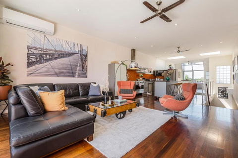 FUN&KY Parking 2 Patios WFH WiFi City Views - Lismore Accommodation 2