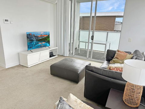 G901S - Bright Zetland Escape With City Views - Lismore Accommodation 1