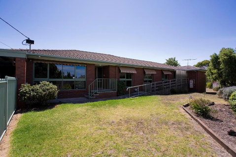 Geelong Holiday Home - Lismore Accommodation 2
