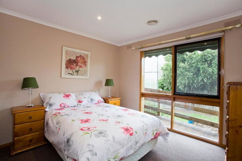 Geelong Holiday Home - Lismore Accommodation 0