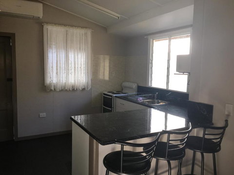 Goondihill Hotel - Lismore Accommodation 2