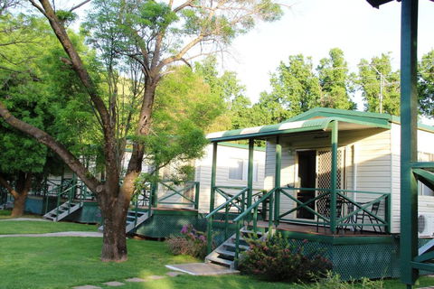 Gundagai Cabins & Tourist Park - Lismore Accommodation 0