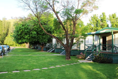 Gundagai Cabins & Tourist Park - Lismore Accommodation 1