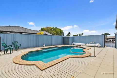 HALYCON HOUSE - Lismore Accommodation 3