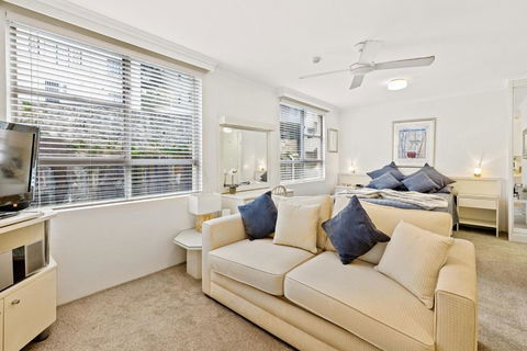HENRY12 Self- Catering - Lismore Accommodation 1