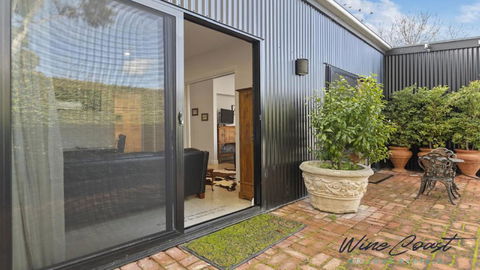 Hideaway Nook By Wine Coast Holiday Rentals - Lismore Accommodation 2