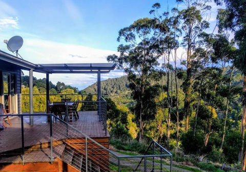 HILLSIDE HOUSE - Lismore Accommodation 0