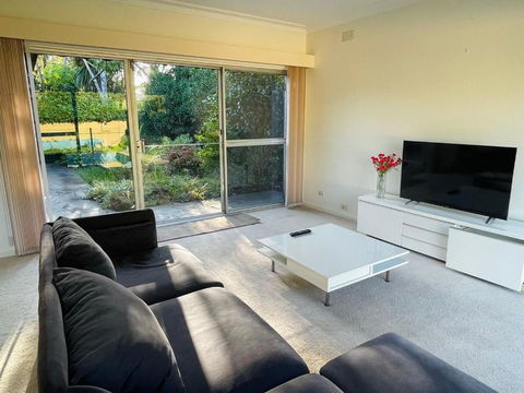 Home In Brighton - Lismore Accommodation 3