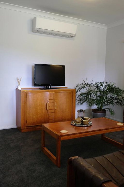 Hoopers Cottage - Lismore Accommodation 3