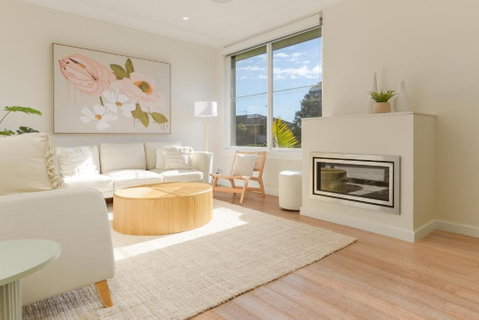 Idyllic 4-Bed Home With Alfresco Area Near Beach - Lismore Accommodation 1