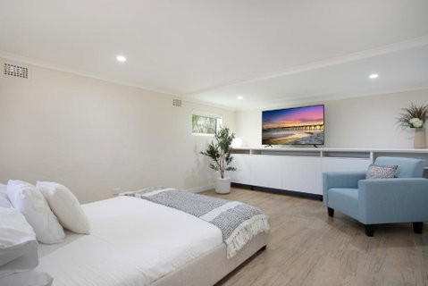 Idyllic 4-Bed Home With Alfresco Area Near Beach - Lismore Accommodation 2
