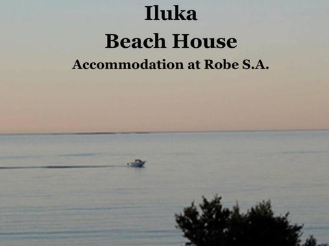 Iluka Beach House,Robe- Stunning Ocean Views. - Lismore Accommodation 0