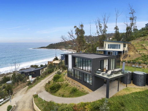 Iluka Blue - Lismore Accommodation 2