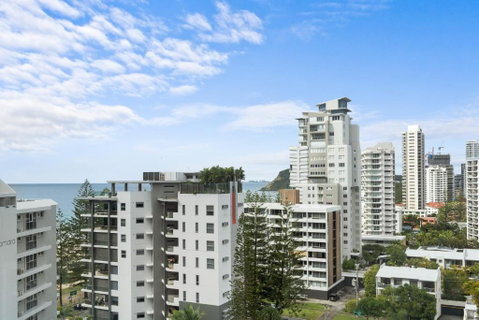 Immaculate Burleigh Apartment At Sandbar Burleigh Heads - Lismore Accommodation 3